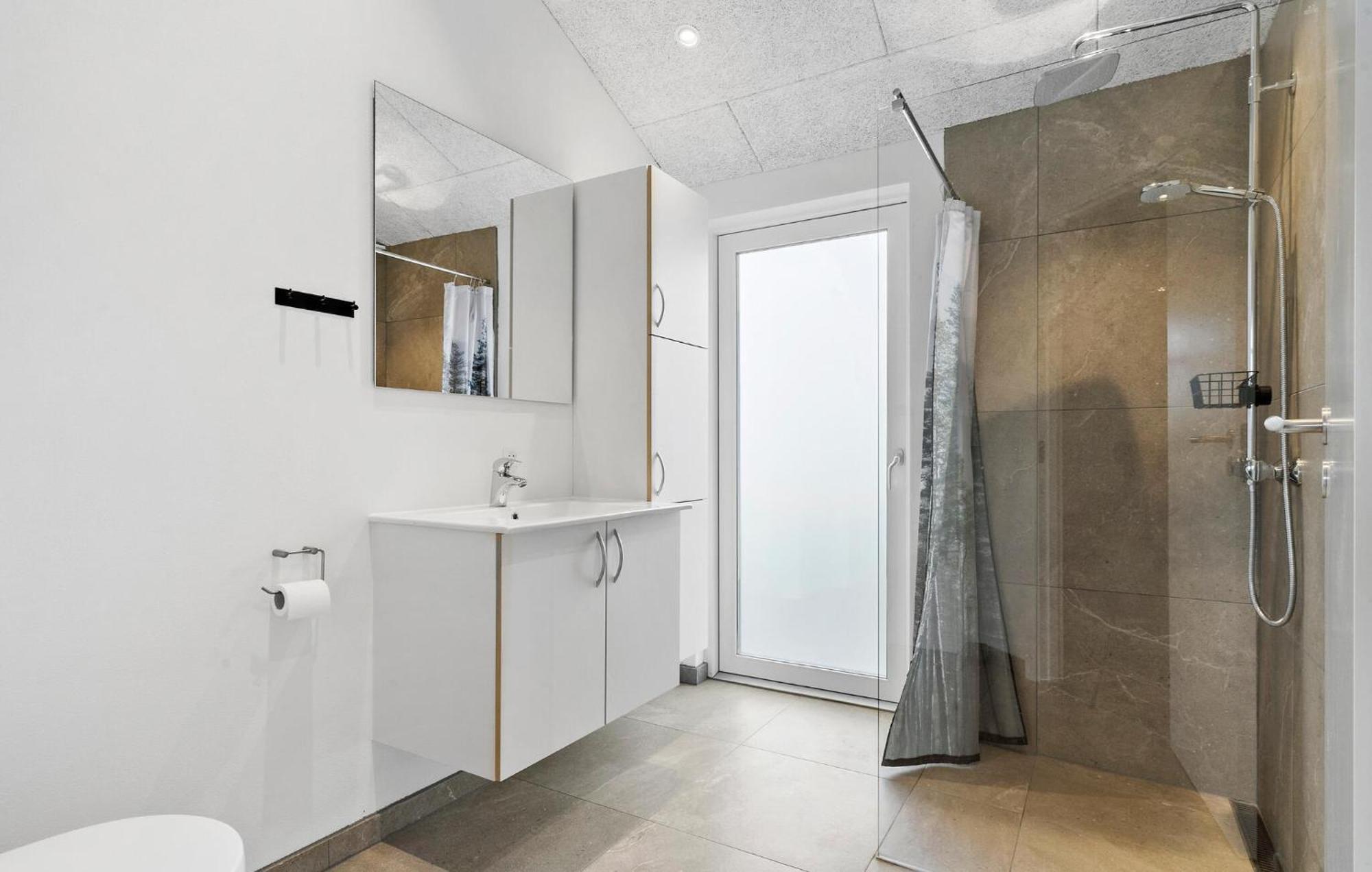 Beautiful Home In Tarm With Sauna Luaran gambar
