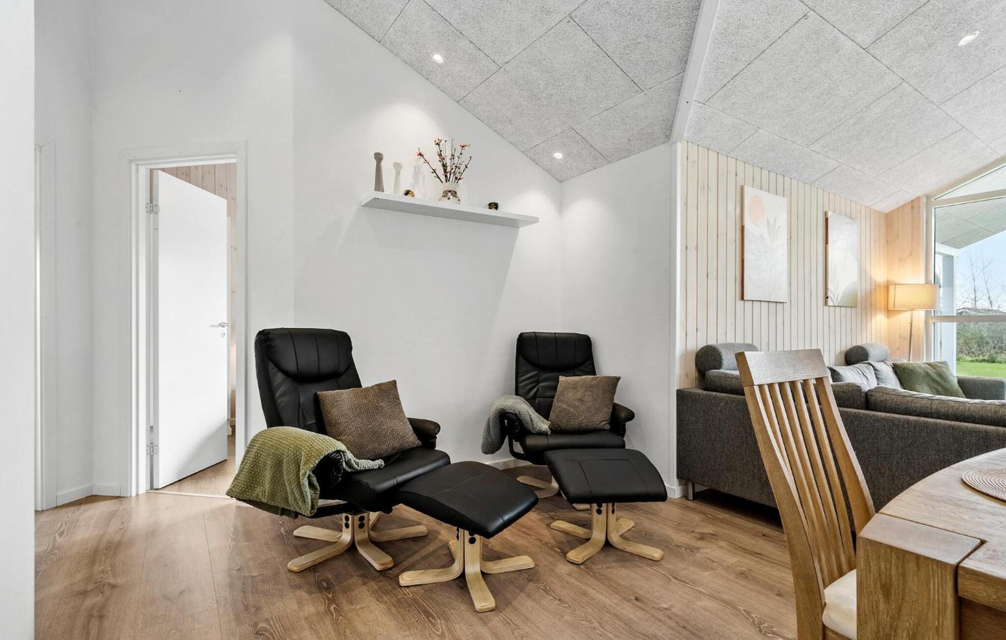 Beautiful Home In Tarm With Sauna Luaran gambar