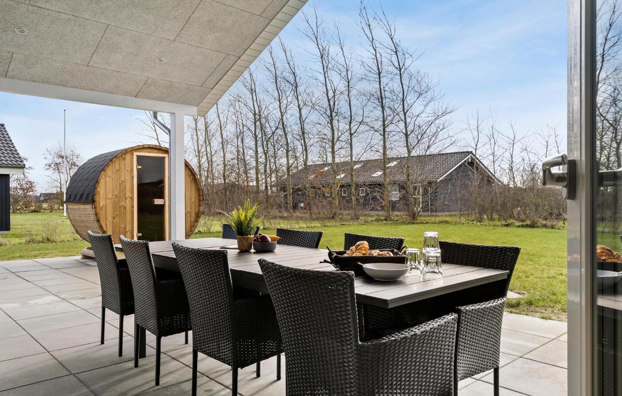 Beautiful Home In Tarm With Sauna Luaran gambar